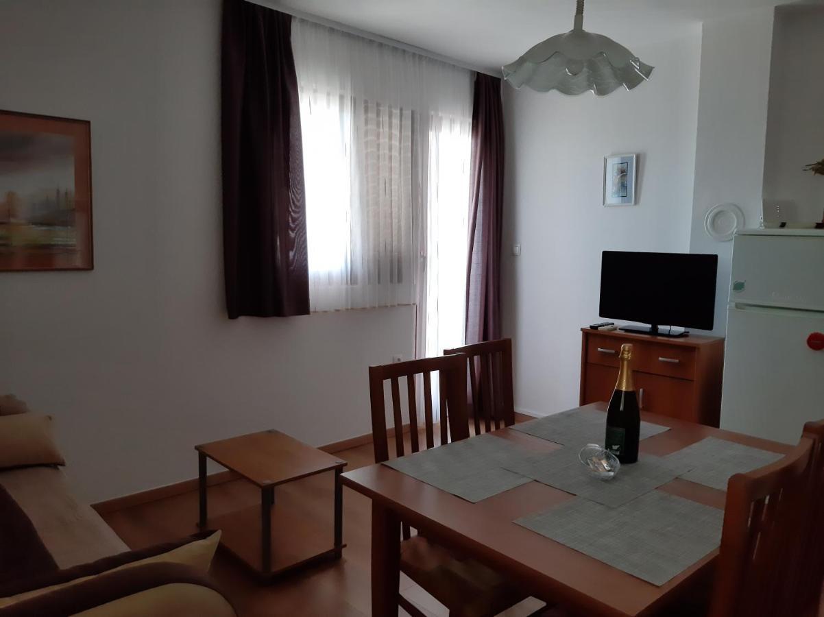 Apartments Agrijan Масленица Екстер'єр фото